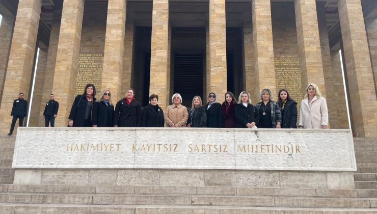 Bartın TSOKadın Girişimciler Kurulu Anıtkabir’i Ziyaret Etti