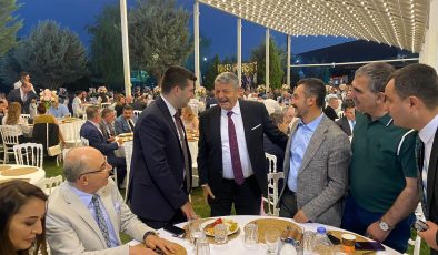 Ankara bahane düğün şahane