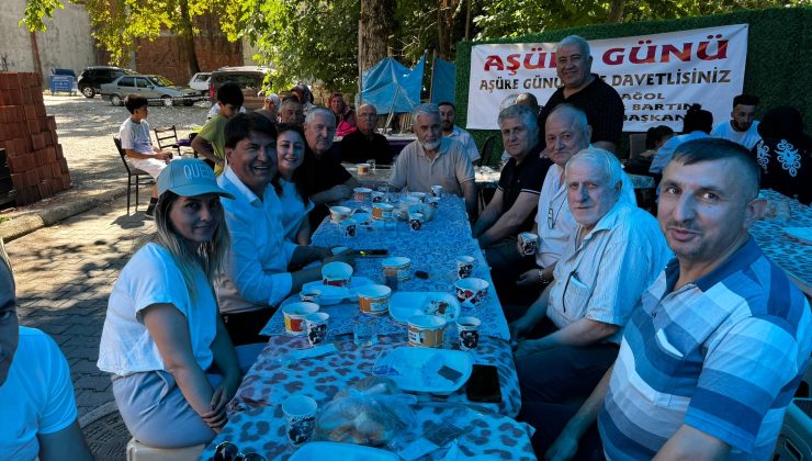 Kozcağızlılarla aşure tadında sohbet